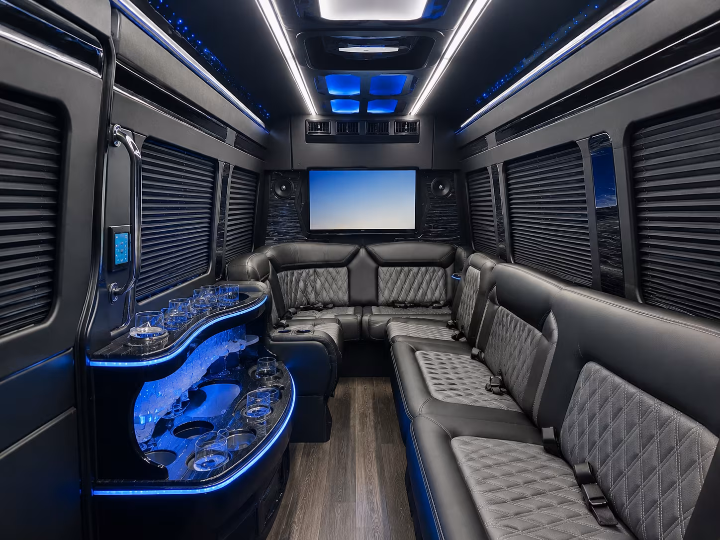 corporate shuttles convention transportation and employee commuter routes