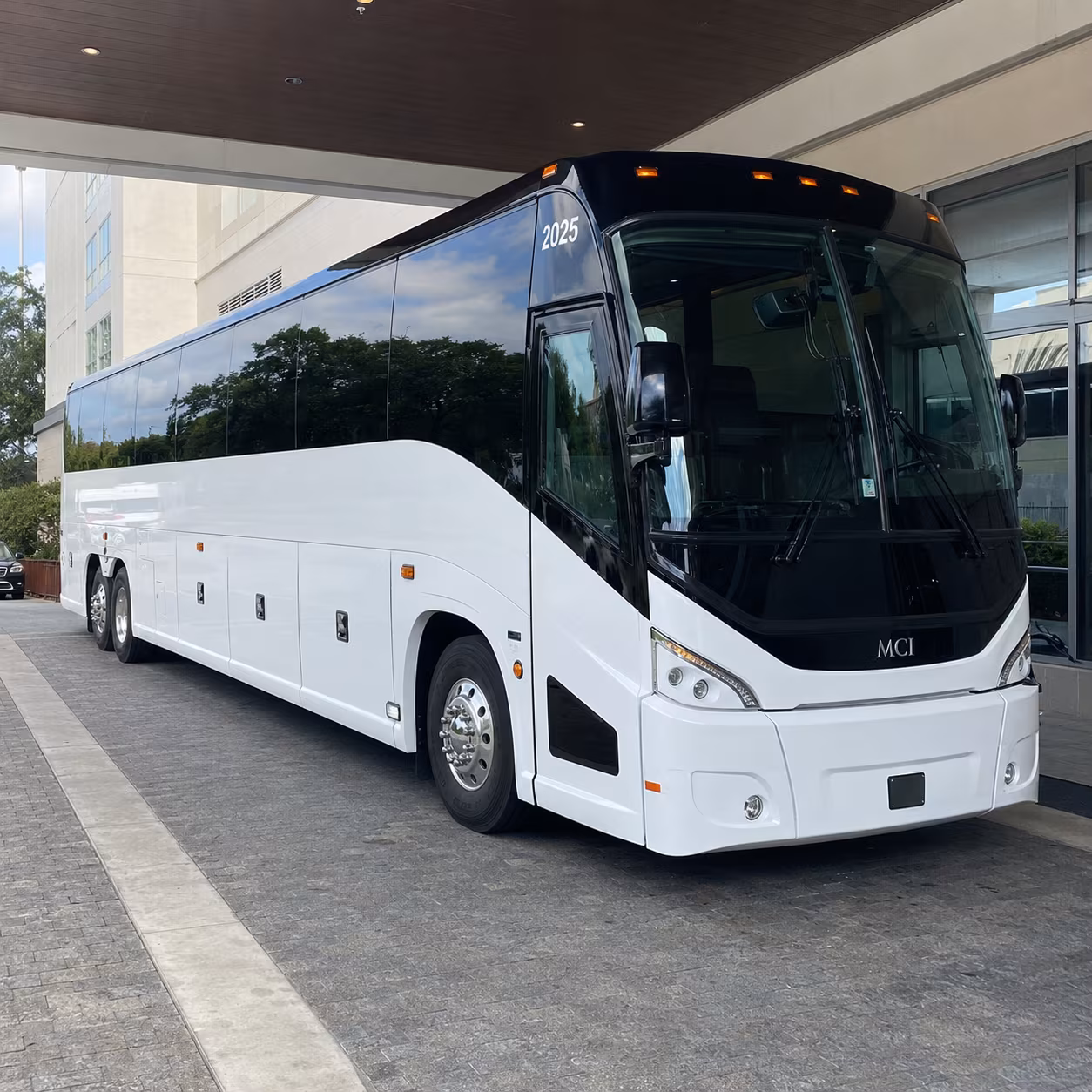 malden charter bus rental fleet